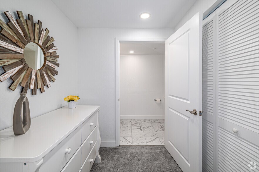 More Photos Of 6029 W Irlo Bronson Memorial Hwy, Kissimmee Apartments For Lease