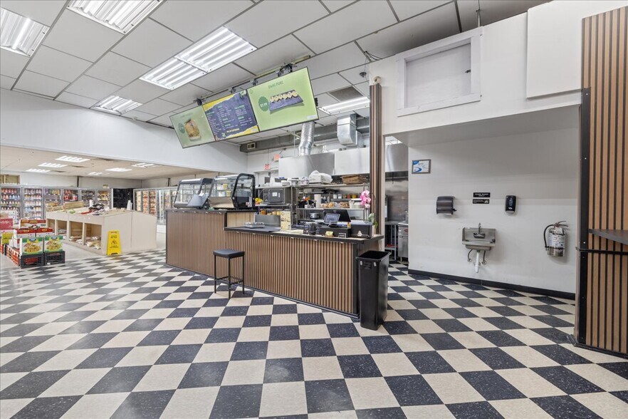 More Photos Of 331-335 Grape St, Whitehall Freestanding For Sale