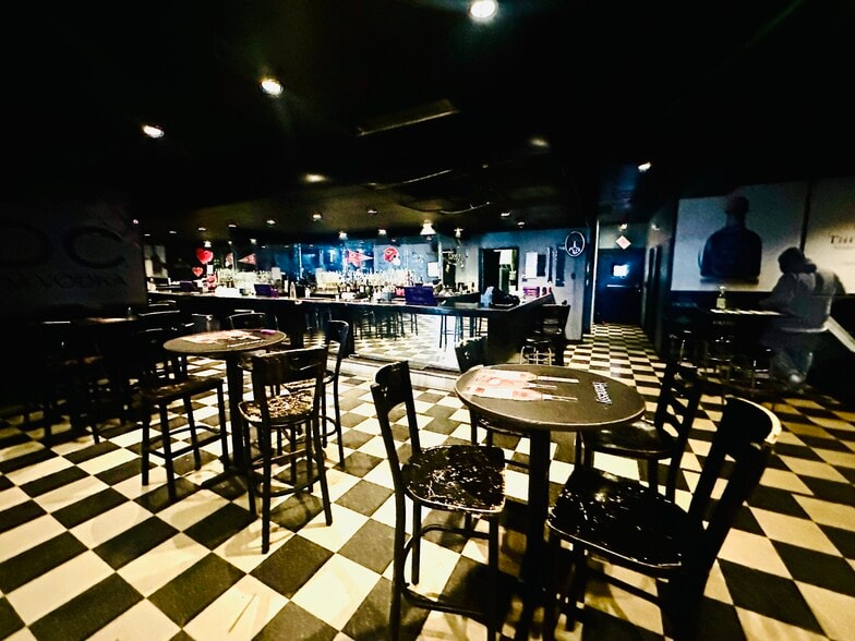 More Photos Of , Kansas City General Retail For Sale