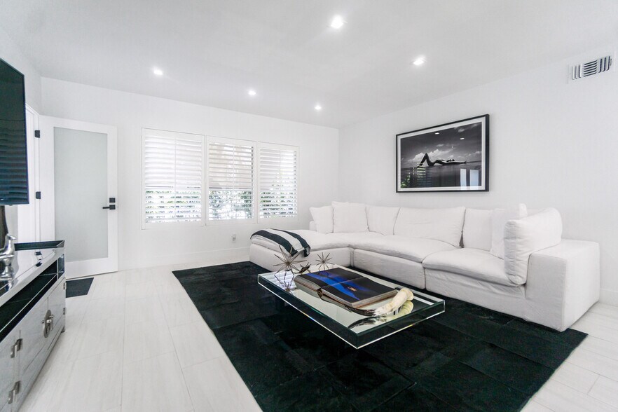 More Photos Of 3909 Garden Ave, Miami Apartments For Sale