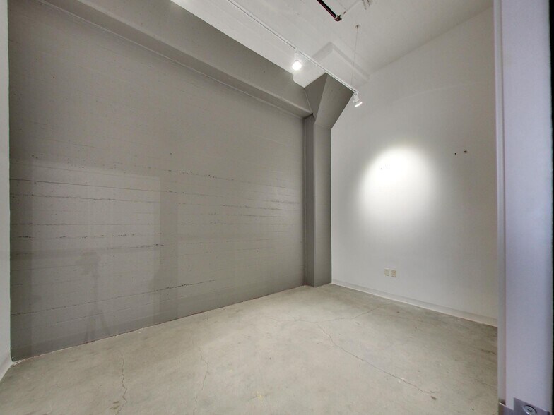 More Photos Of 1890 Bryant St, San Francisco Warehouse For Lease
