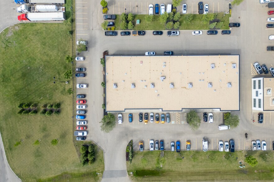 More Photos Of 120 Pembina Rd, Sherwood Park Light Manufacturing For Sale