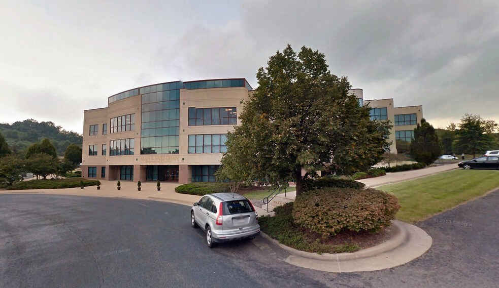 More Photos Of 1000 Technology Dr, Fairmont Office For Lease