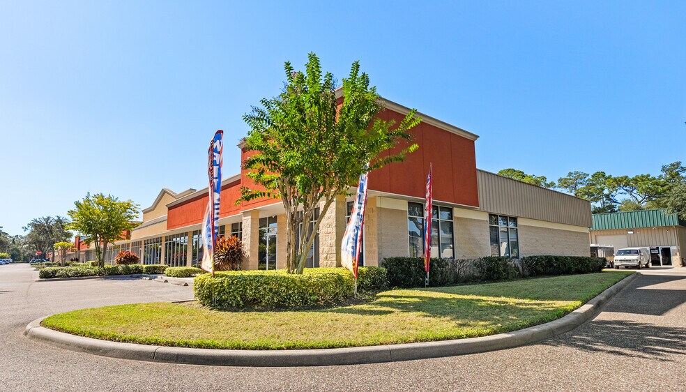 Primary Photo Of 1121-1197 W Airport Blvd, Sanford Unknown For Lease
