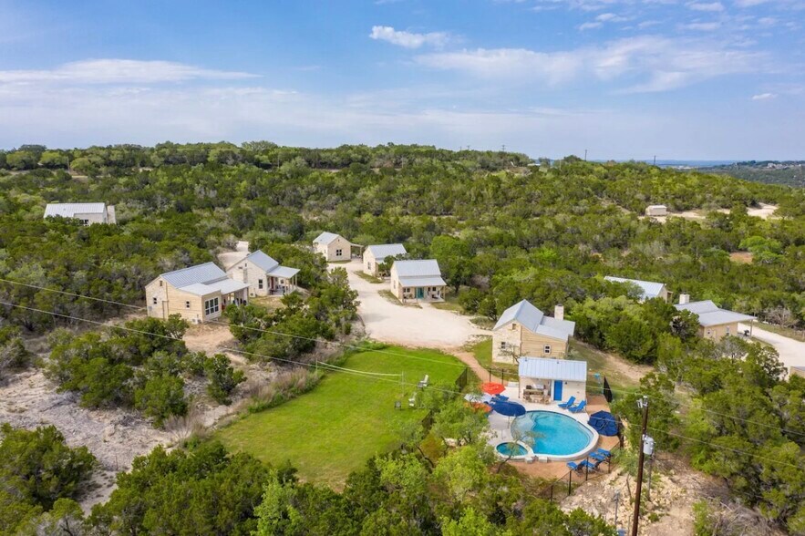 Primary Photo Of 7400 McGregor Ln, Dripping Springs Hotel For Sale