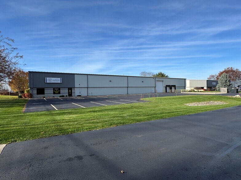More Photos Of 3310 Middlebury St, Elkhart Manufacturing For Lease