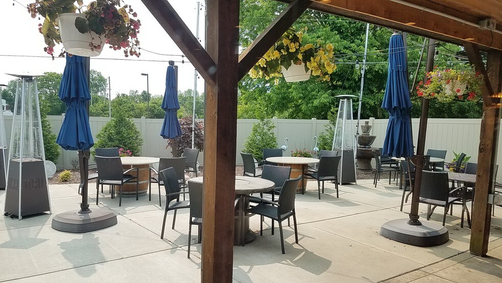 More Photos Of 7337 Mexico Rd, Saint Peters Restaurant For Sale