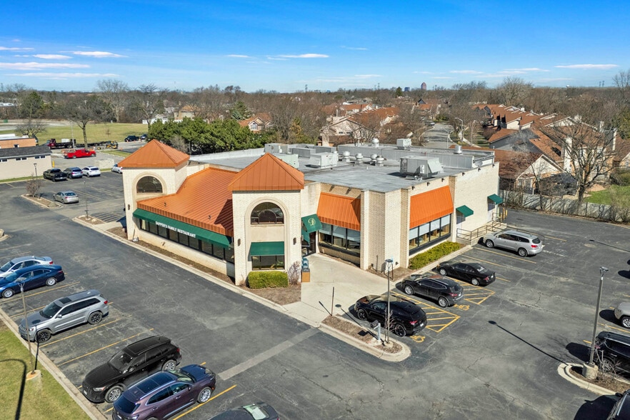Primary Photo Of 980 W Lake St, Addison Restaurant For Sale