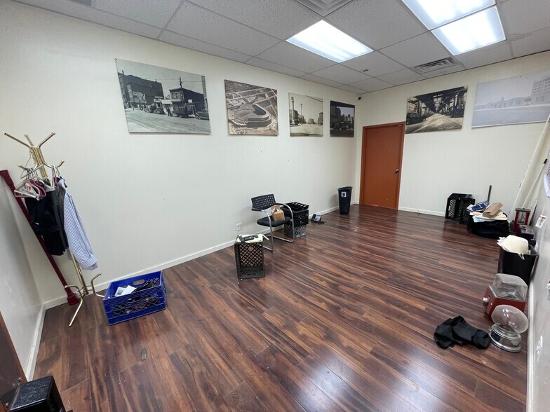 More Photos Of 3408 Park Ave, Bronx Warehouse For Lease