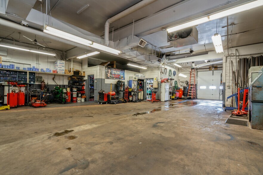 79 Rd, New Brunswick, NJ 08901 Auto Repair For Sale