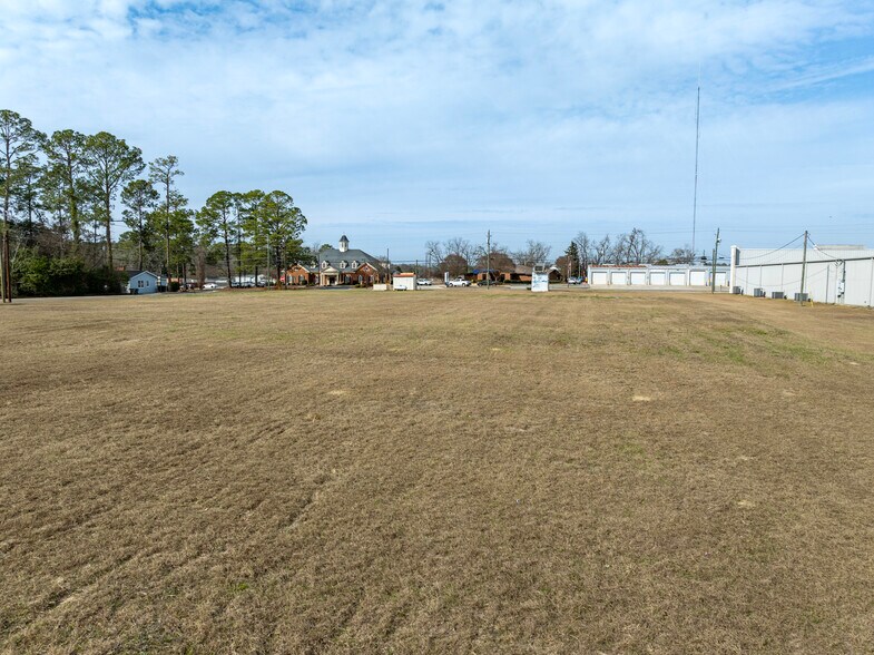 More Photos Of 616 E Washington Ave, Ashburn Land For Sale