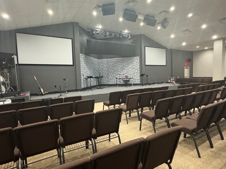 More Photos Of 7200 Rowlett Rd, Rowlett Specialty For Sale