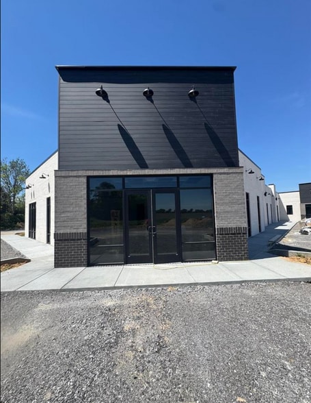 More Photos Of 2181 New Holt Rd, Paducah Office For Sale