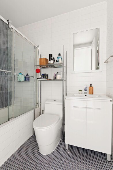 More Photos Of 247 Himrod St, Brooklyn Apartments For Sale