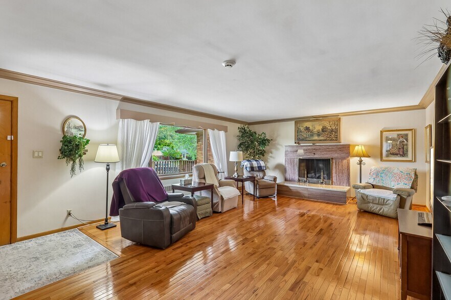 More Photos Of 836 Jacoby Rd, Copley Healthcare For Sale