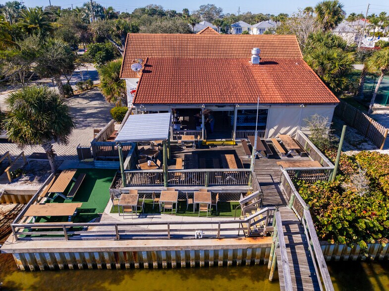 More Photos Of 1550 Indian River Dr, Sebastian Restaurant For Sale