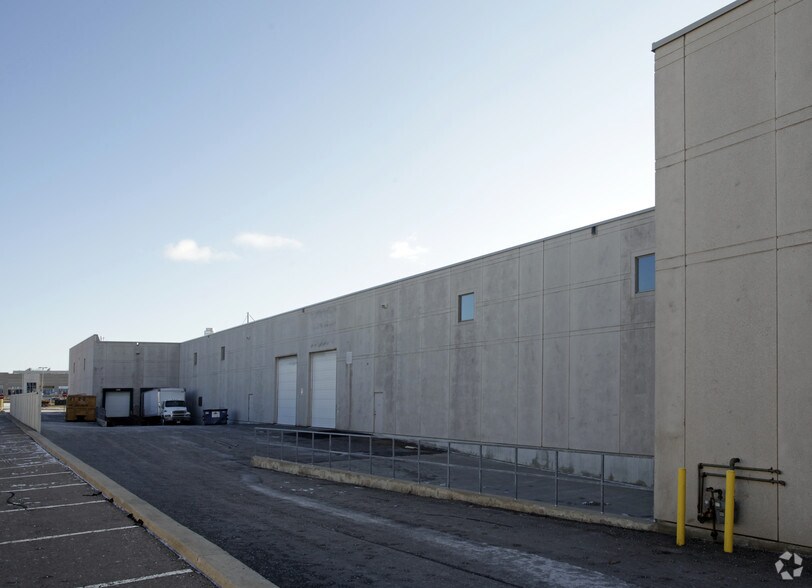 More Photos Of 1748 Creditstone Rd, Vaughan Flex For Lease