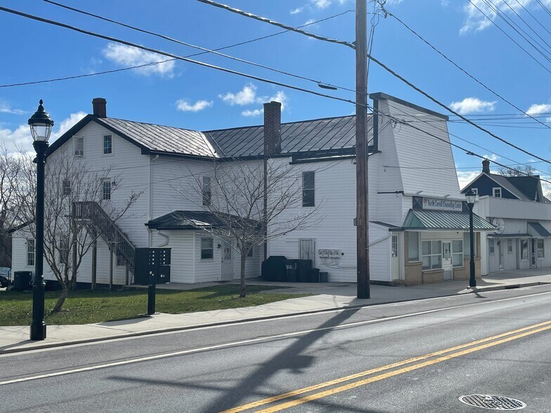 Primary Photo Of 1011 Main St, Hampstead Storefront Retail Office For Sale