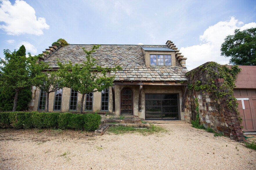 More Photos Of 2301 2nd Ave S, Birmingham Industrial For Sale