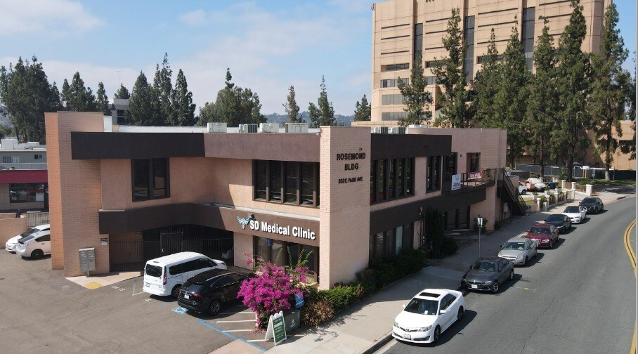Primary Photo Of 353 E Park Ave, El Cajon Medical For Lease