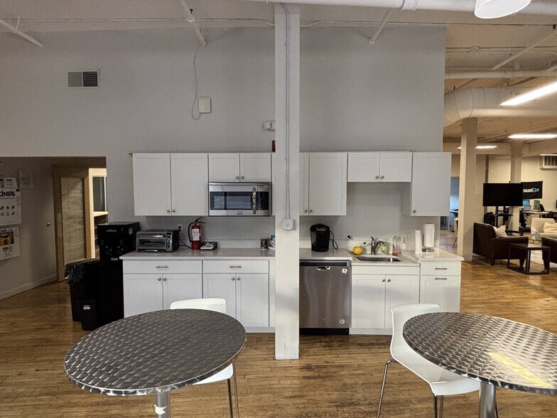 More Photos Of 302 N Goodman St, Rochester Office For Lease