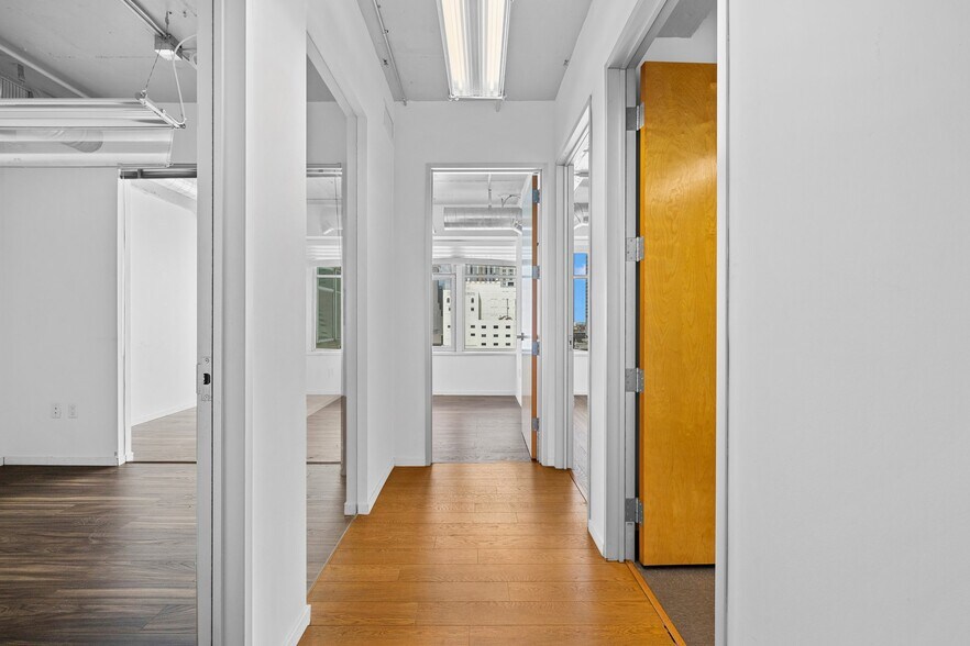 More Photos Of 14 NE 1st Ave, Miami Office For Sale