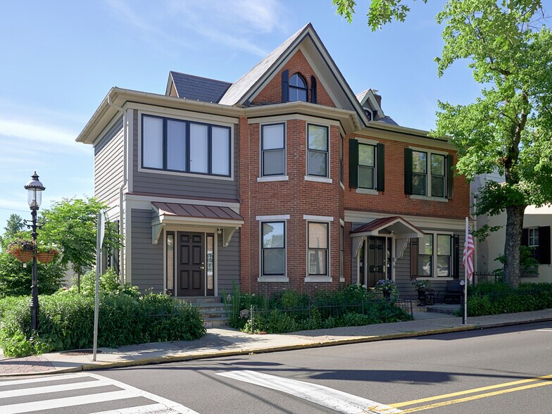 More Photos Of 67 W Court St, Doylestown Office For Lease