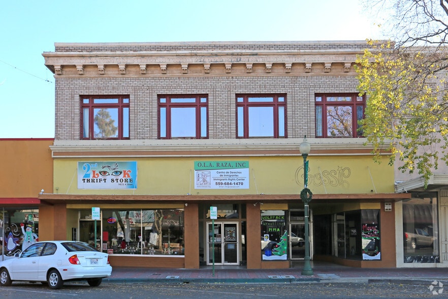 More Photos Of 138-142 S K St, Tulare Storefront Retail Office For Lease