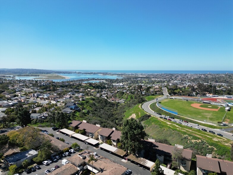 More Photos Of 3650 Clairemont Dr, San Diego Unknown For Lease