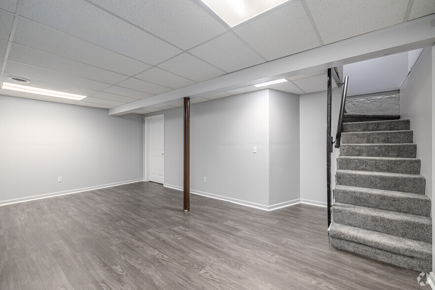 More Photos Of 5943 Walnut Cir E18, Toledo Apartments For Sale