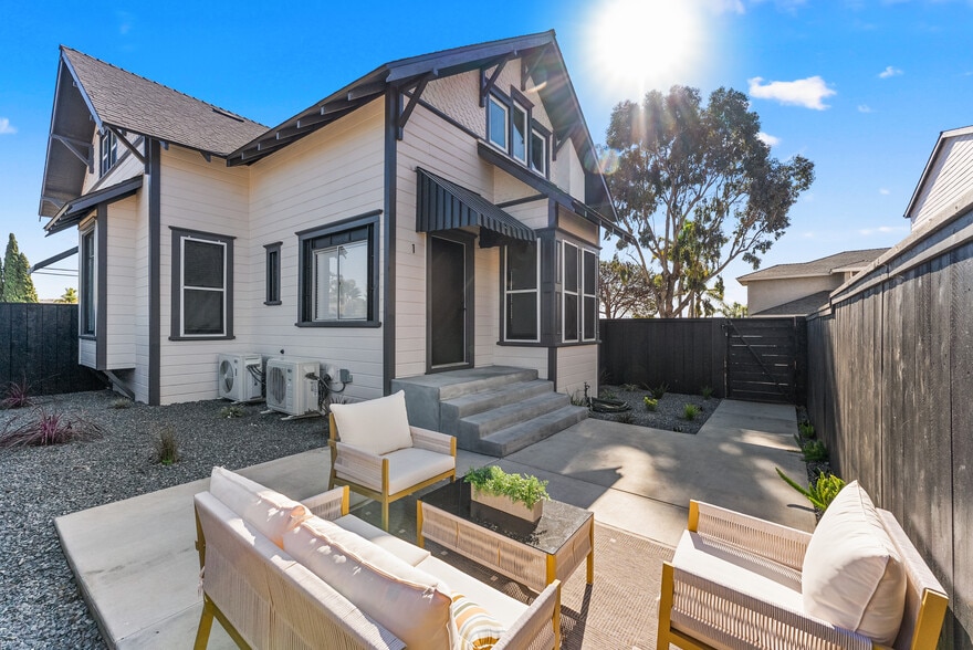More Photos Of 832 Desty St, San Diego Apartments For Sale