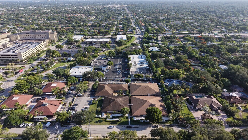 More Photos Of 8525 SW 92nd St, Miami Office For Sale