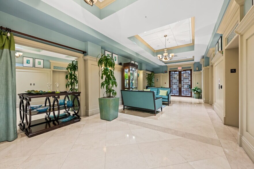 More Photos Of 3020 NE 32nd Ave, Fort Lauderdale Apartments For Sale