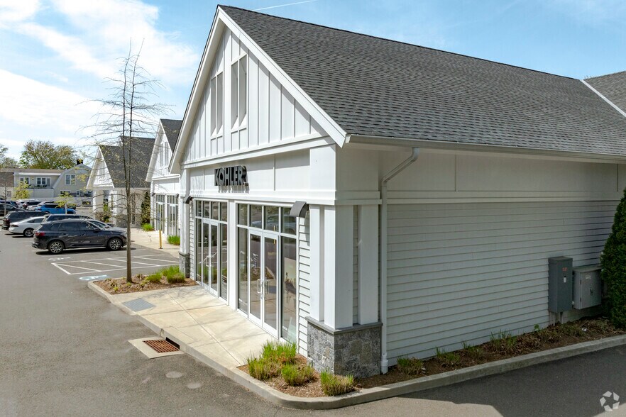 More Photos Of 1300 Post Rd E, Westport Bank For Lease