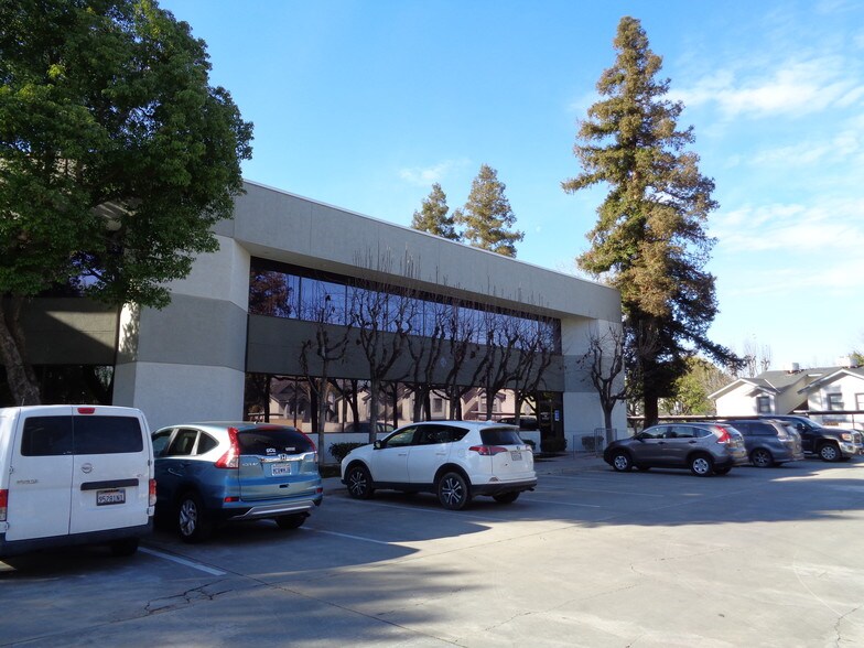 More Photos Of 5329 Office Center Ct, Bakersfield Medical For Sale