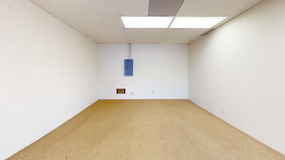 More Photos Of 2515 Santa Clara Ave, Alameda Loft Creative Space For Lease