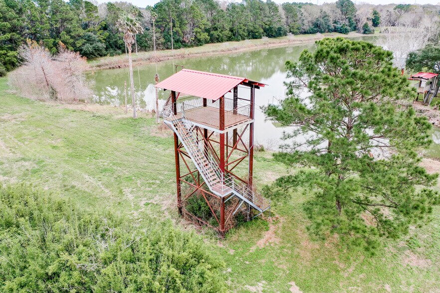 More Photos Of 850 County Road 149, Alvin Land For Sale
