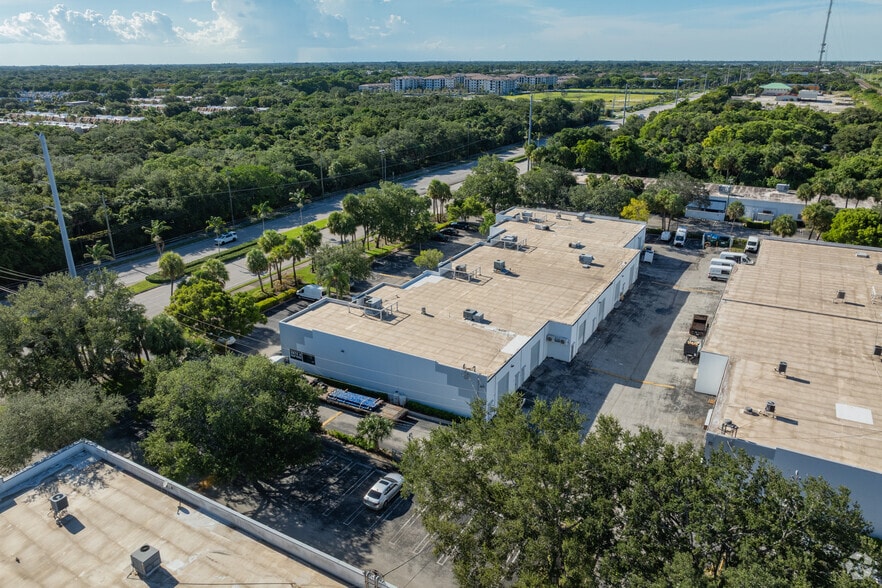 More Photos Of 2855-2915 S Congress Ave, Delray Beach Unknown For Lease