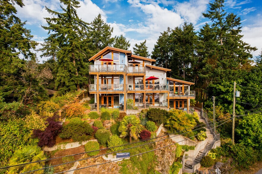 More Photos Of 118 Rainbow Rd, Salt Spring Island Land For Sale