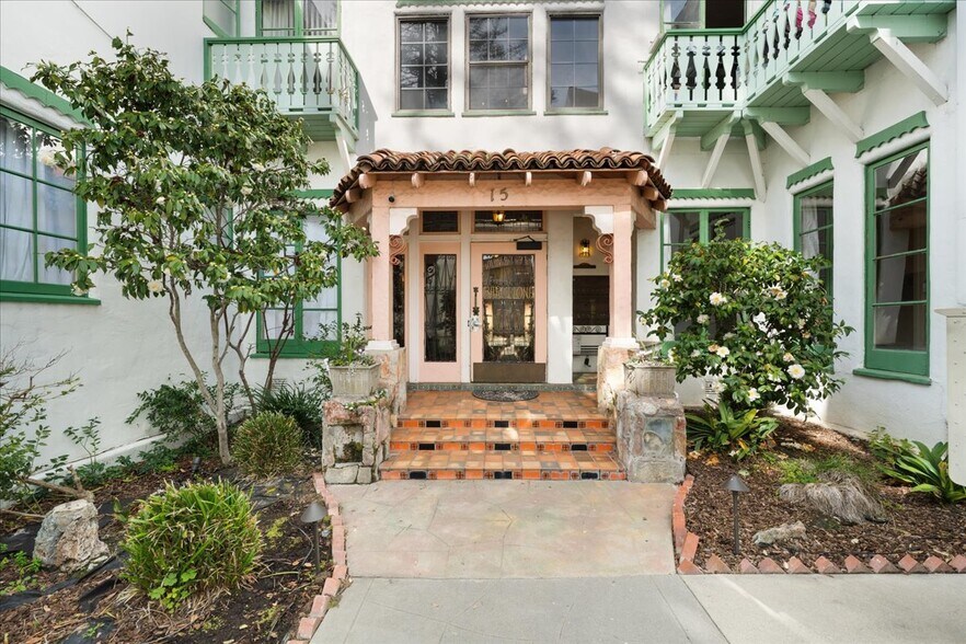 More Photos Of 15 Hawthorne Way, San Jose Apartments For Sale