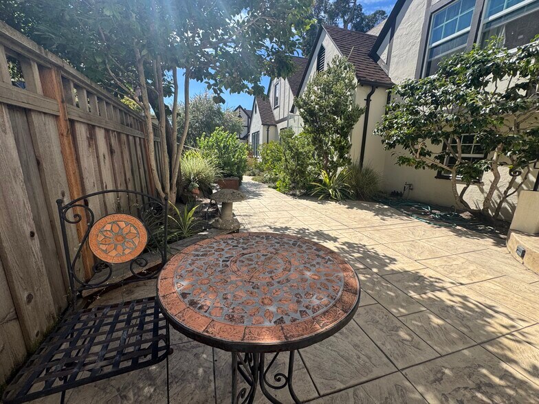 More Photos Of 1652 Oxford St, Berkeley Apartments For Sale