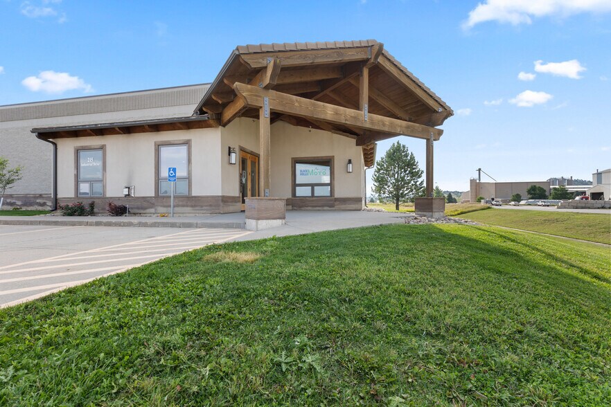 More Photos Of 215 Industrial Dr, Spearfish Warehouse For Sale