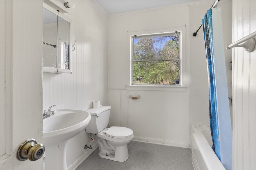 More Photos Of , Cut Off Multifamily For Sale