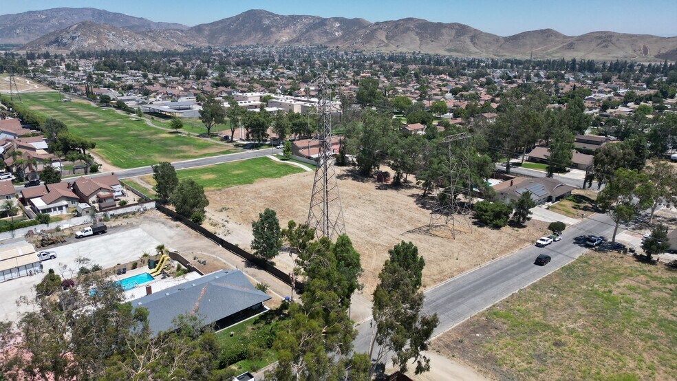 More Photos Of 0 Ponderosa Avenue Ave, Fontana Land For Sale