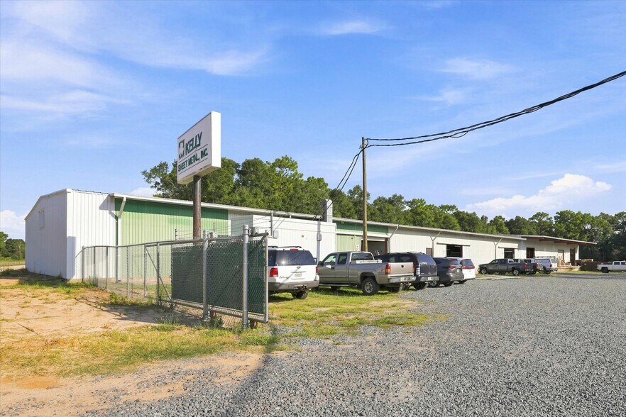 More Photos Of 4711 Capital Cir SW, Tallahassee Warehouse For Sale