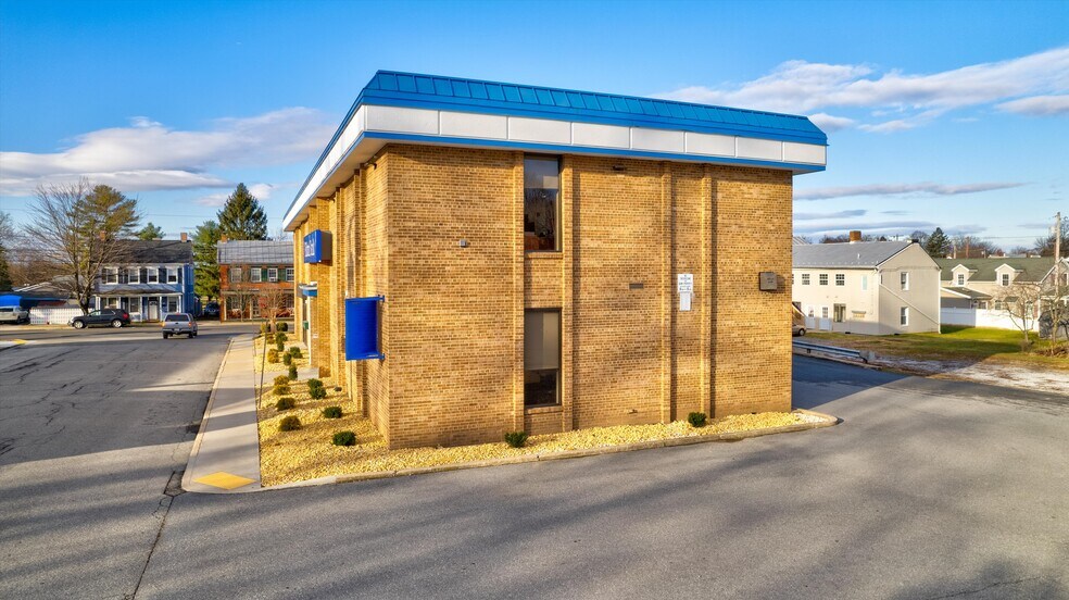 More Photos Of 207 N Main St, Boonsboro Office For Sale