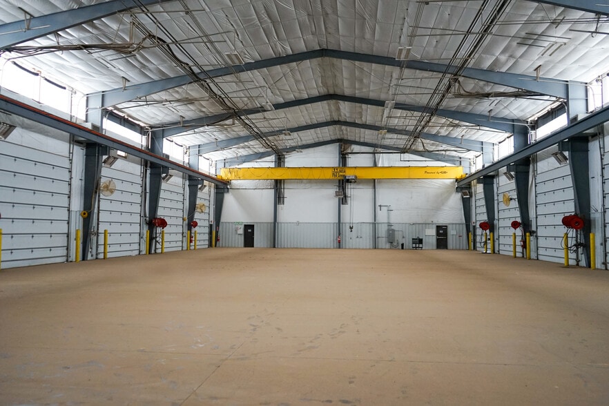 More Photos Of 9163 W Murphy St, Odessa Industrial For Lease