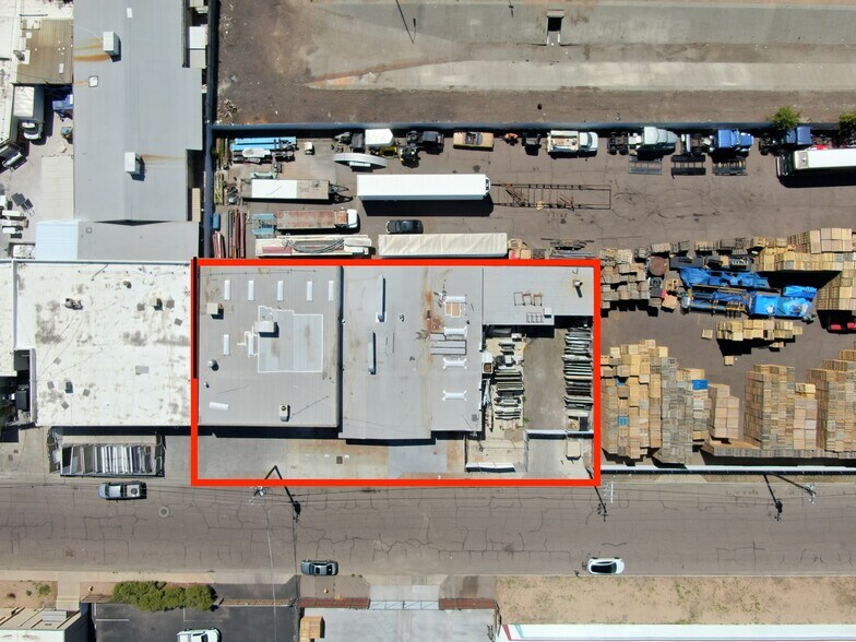 More Photos Of 2723-2725 W Cheery Lynn Rd, Phoenix Warehouse For Sale