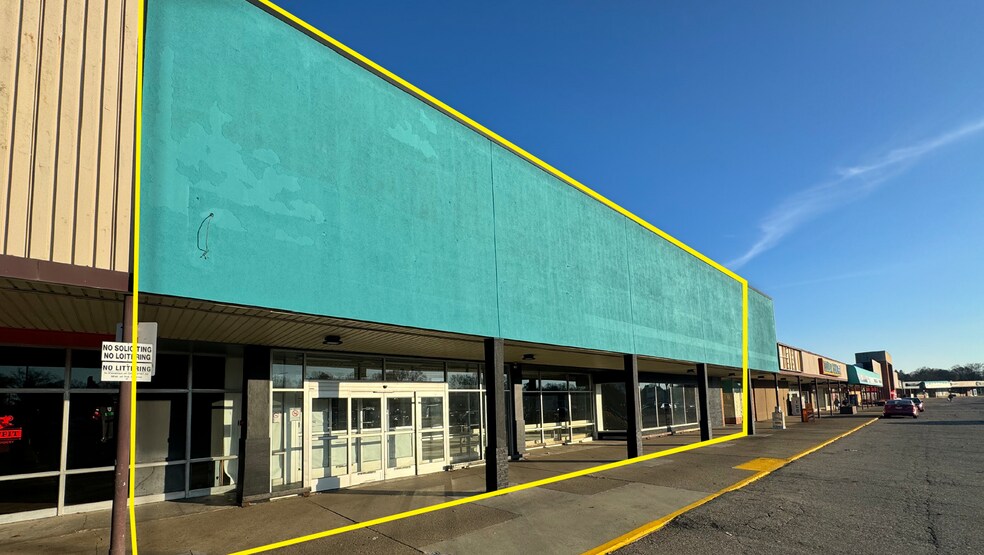 More Photos Of 1314-1536 Whipple Ave NW, Canton General Retail For Lease