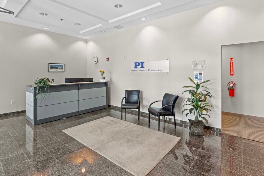 More Photos Of 16 Albert St, Auburn Flex For Sale